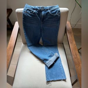 Paige jeans. Collette crop flare. Light wash size 27.